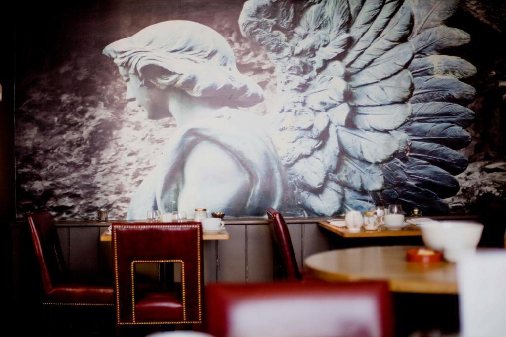 The Archangel,Restaurant & Bar With Rooms Frome Extérieur photo